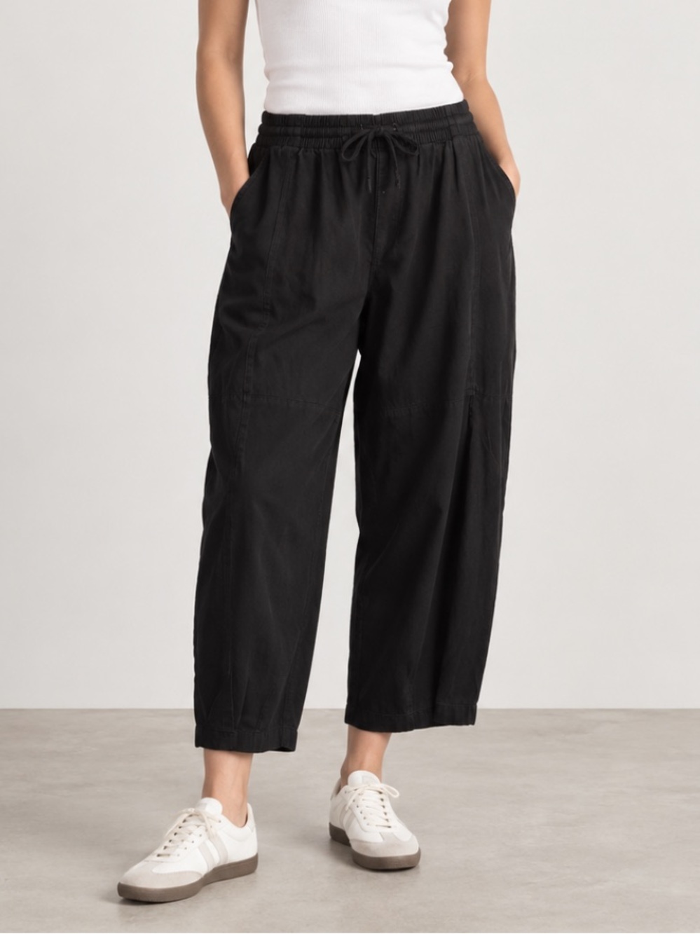 Lucy & Yak 100% Organic Cotton Elastic Waist Relaxed Tapered Pant Black XL
